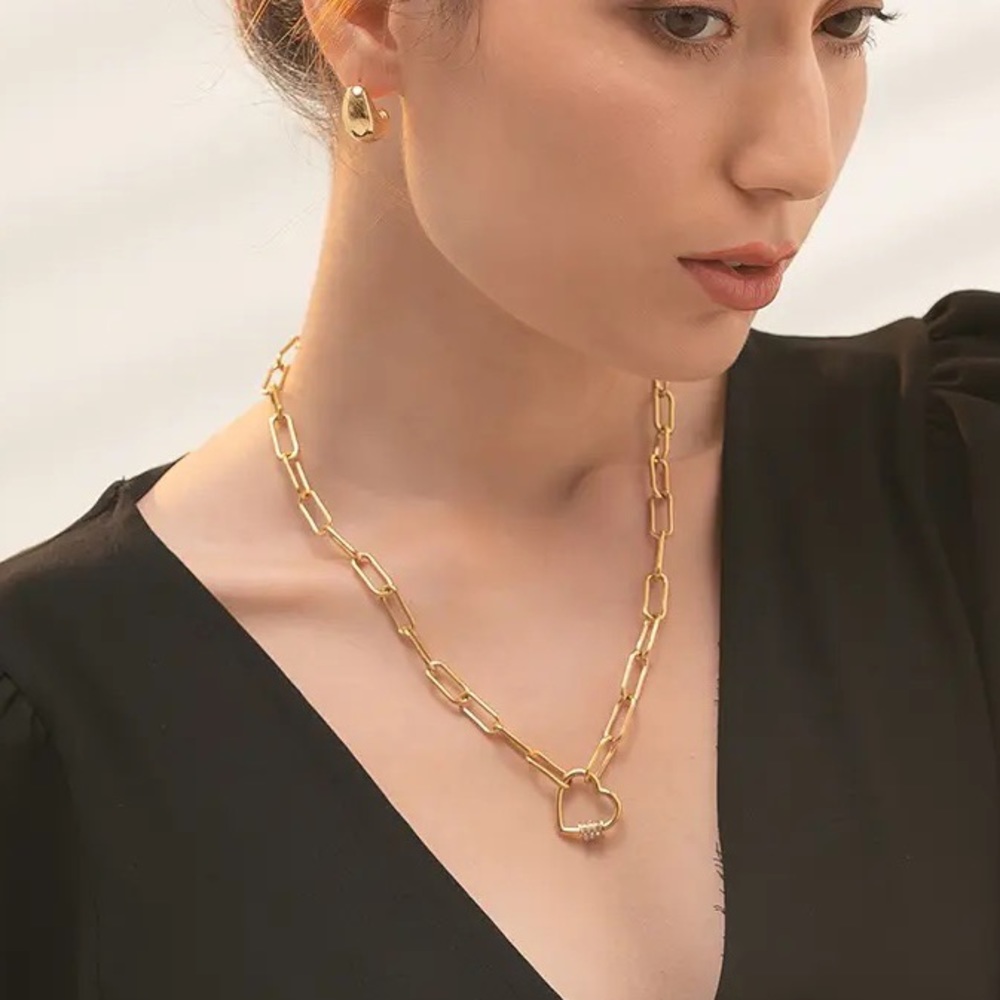 ◾️18K Gold Plated Cubic Zirconia Heart PaperClip Necklace